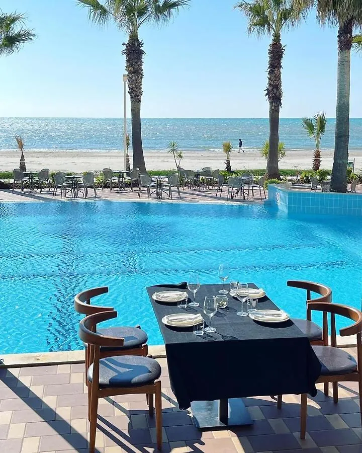 Blue Marine Hotel Shkallnur